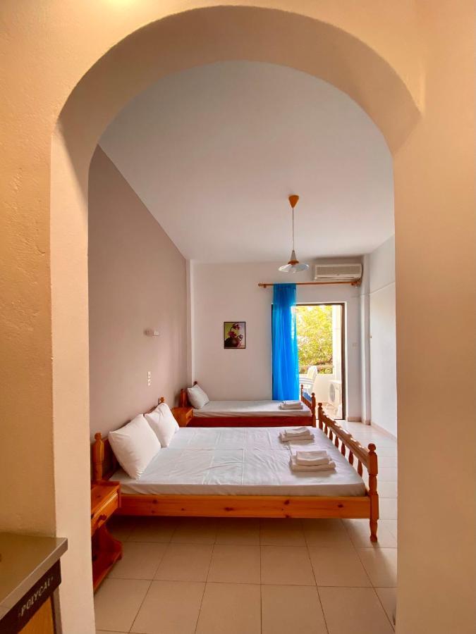 Maria Studios Agia Marina  Екстер'єр фото